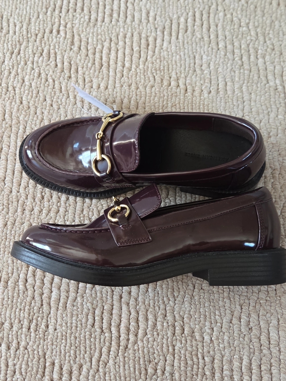 American Eagle- Dutchess Loafers Glossy Burgundy Gold Bit